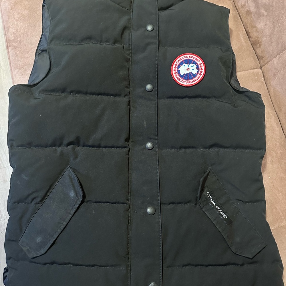 Canada Goose Black Arctic Program Vest